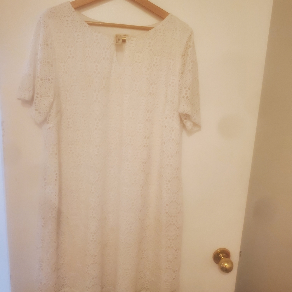 Dress. - Picture 5 of 5